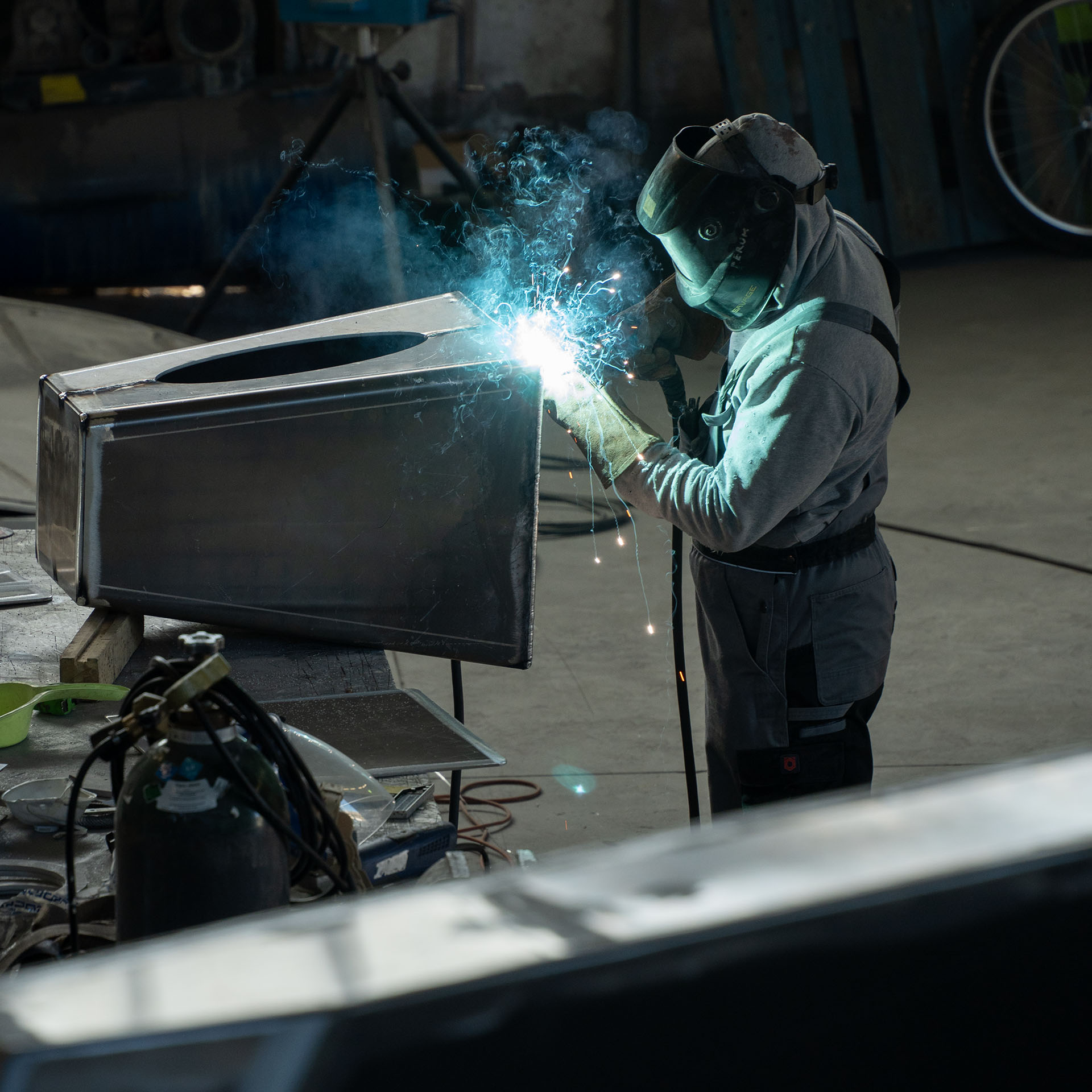 Welding an aluminium hull